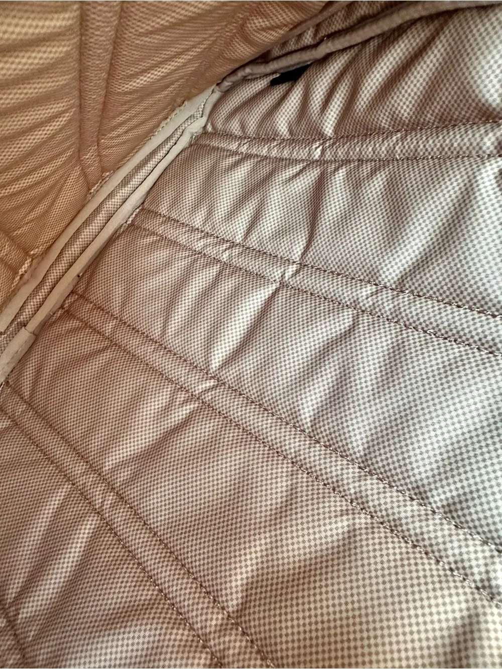 Tumi ✨ Beige Quilted Sleeve ✨Tablet Laptop Alpha Series ✨ 10x13